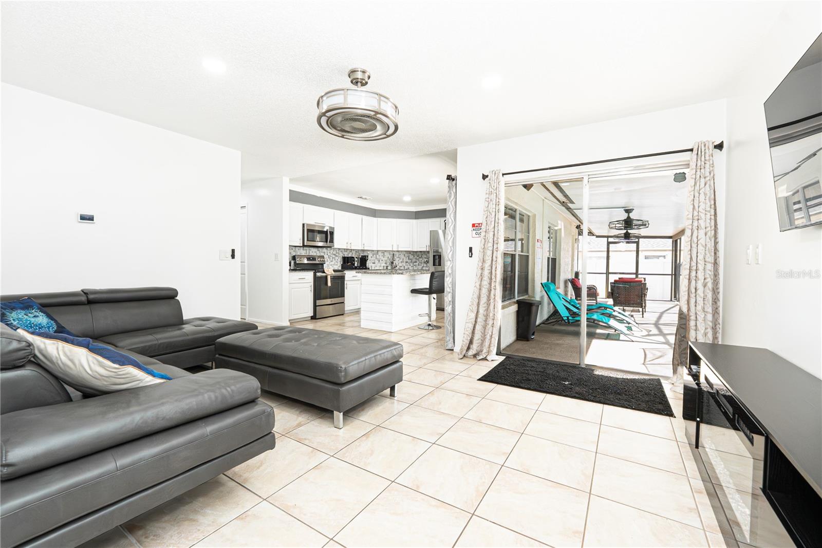 INDIAN RIDGE UNIT 2 - Residential Lease