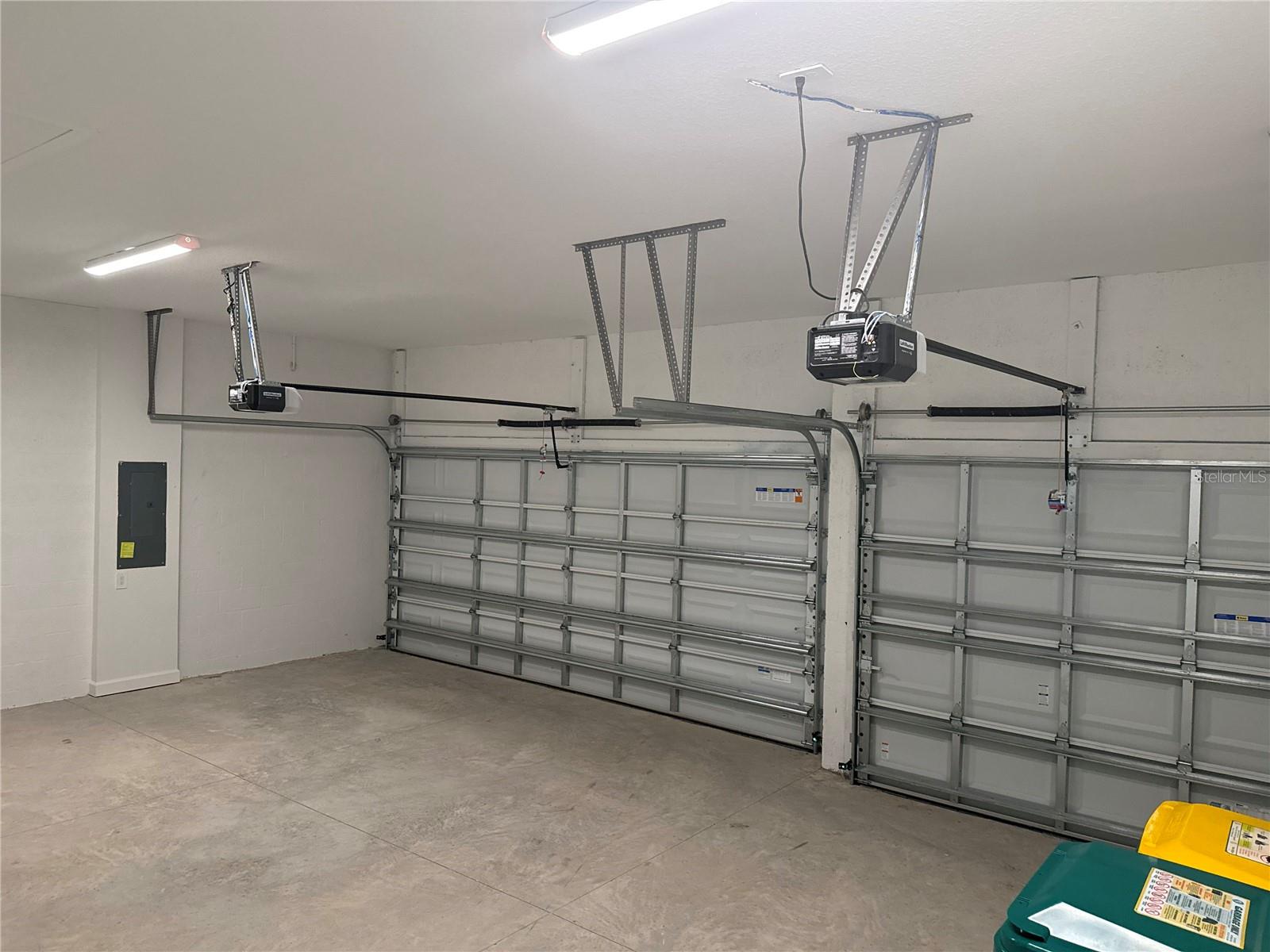 HARBOR ESTATE - Residential Lease