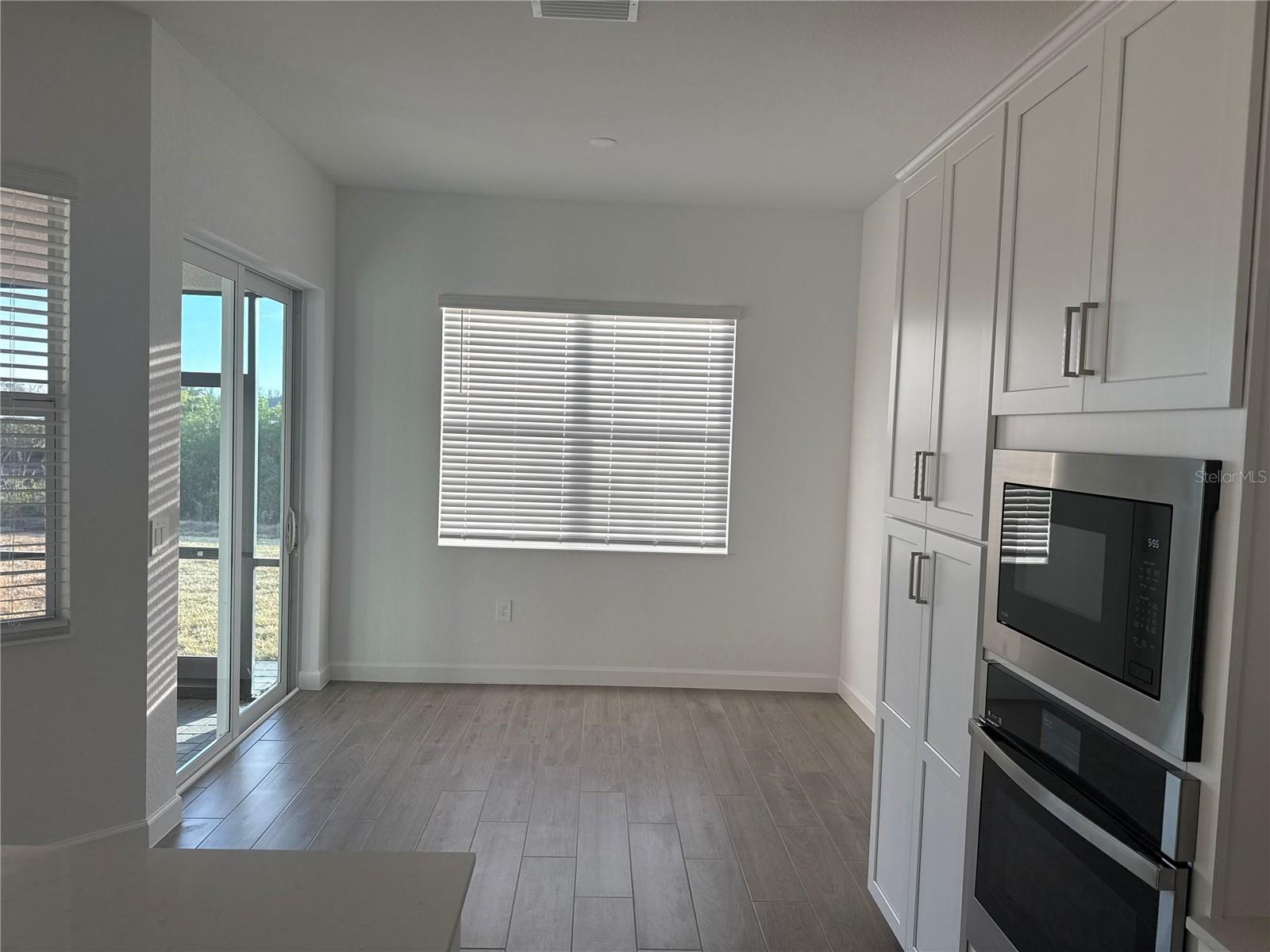 HARBOR ESTATE - Residential Lease