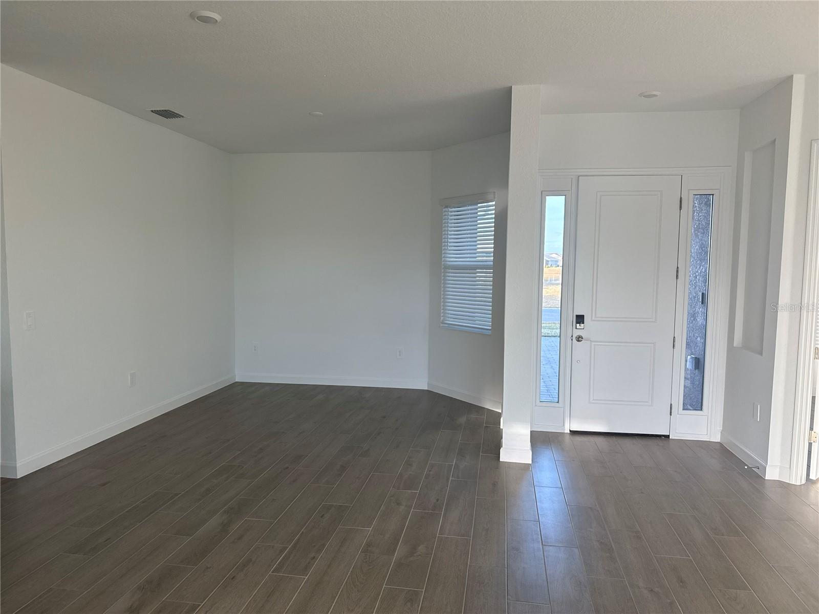 HARBOR ESTATE - Residential Lease