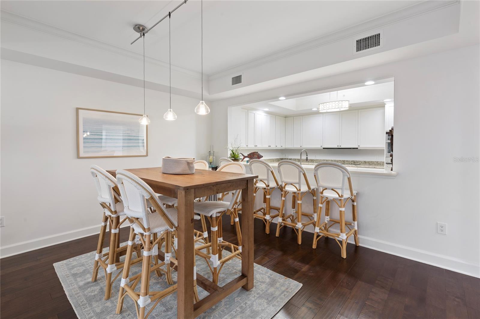 PARKSHORE PLAZA CONDO - Residential Lease