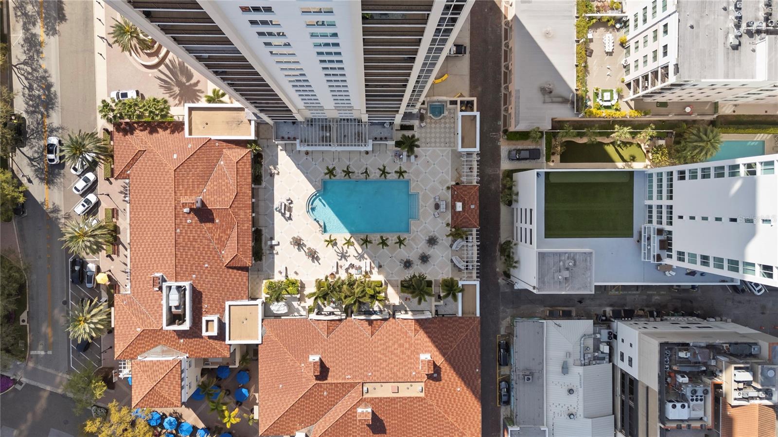 PARKSHORE PLAZA CONDO - Residential Lease