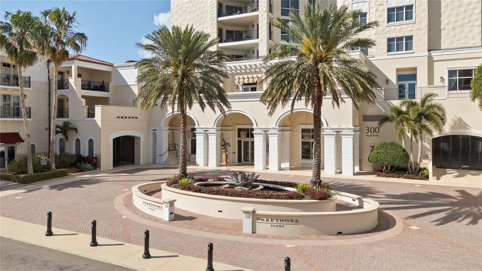 PARKSHORE PLAZA CONDO - Residential Lease