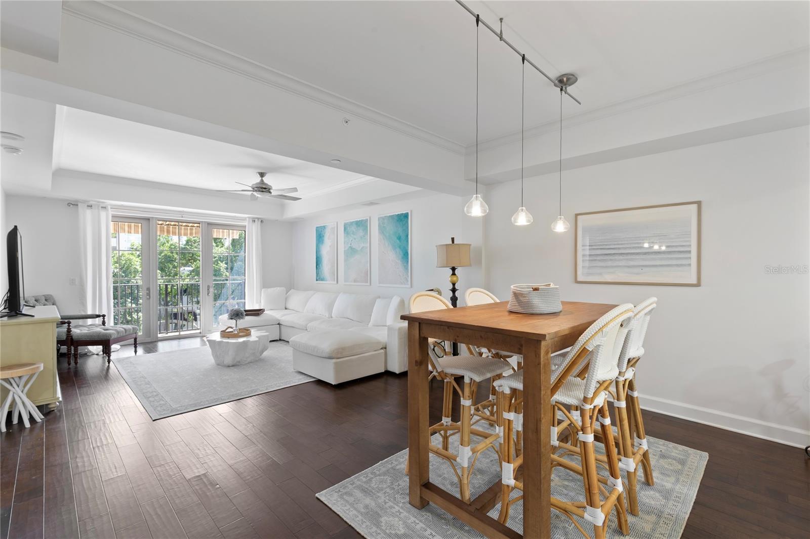 PARKSHORE PLAZA CONDO - Residential Lease