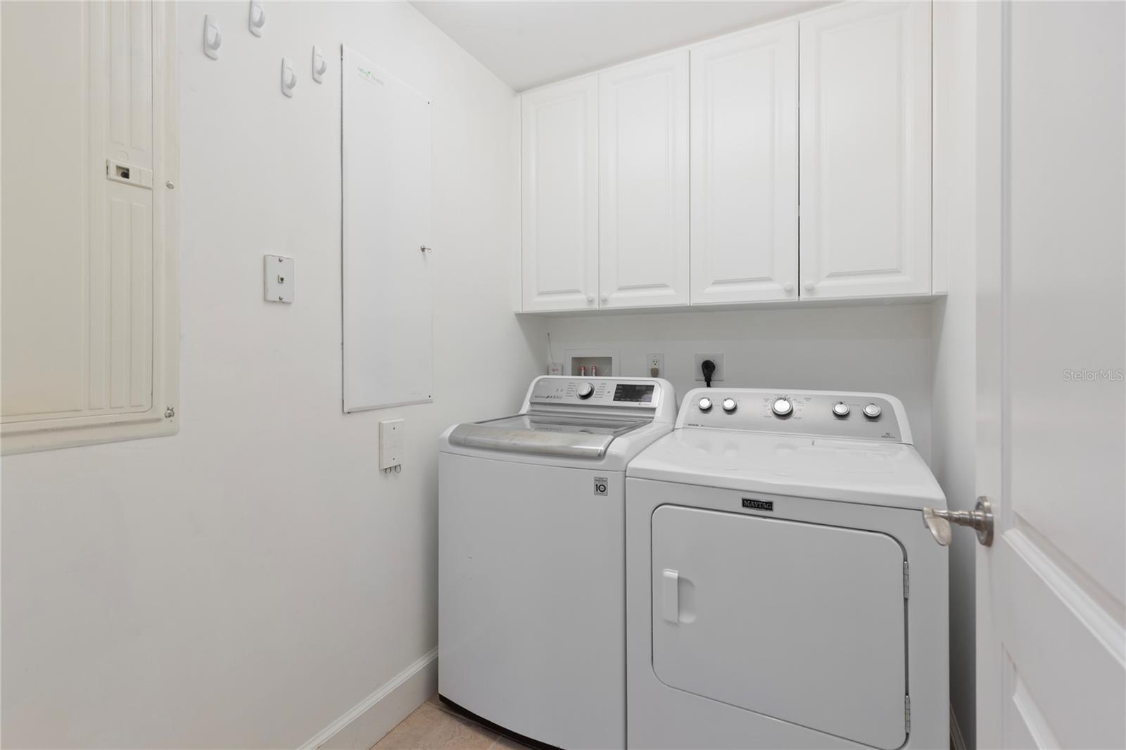 PARKSHORE PLAZA CONDO - Residential Lease