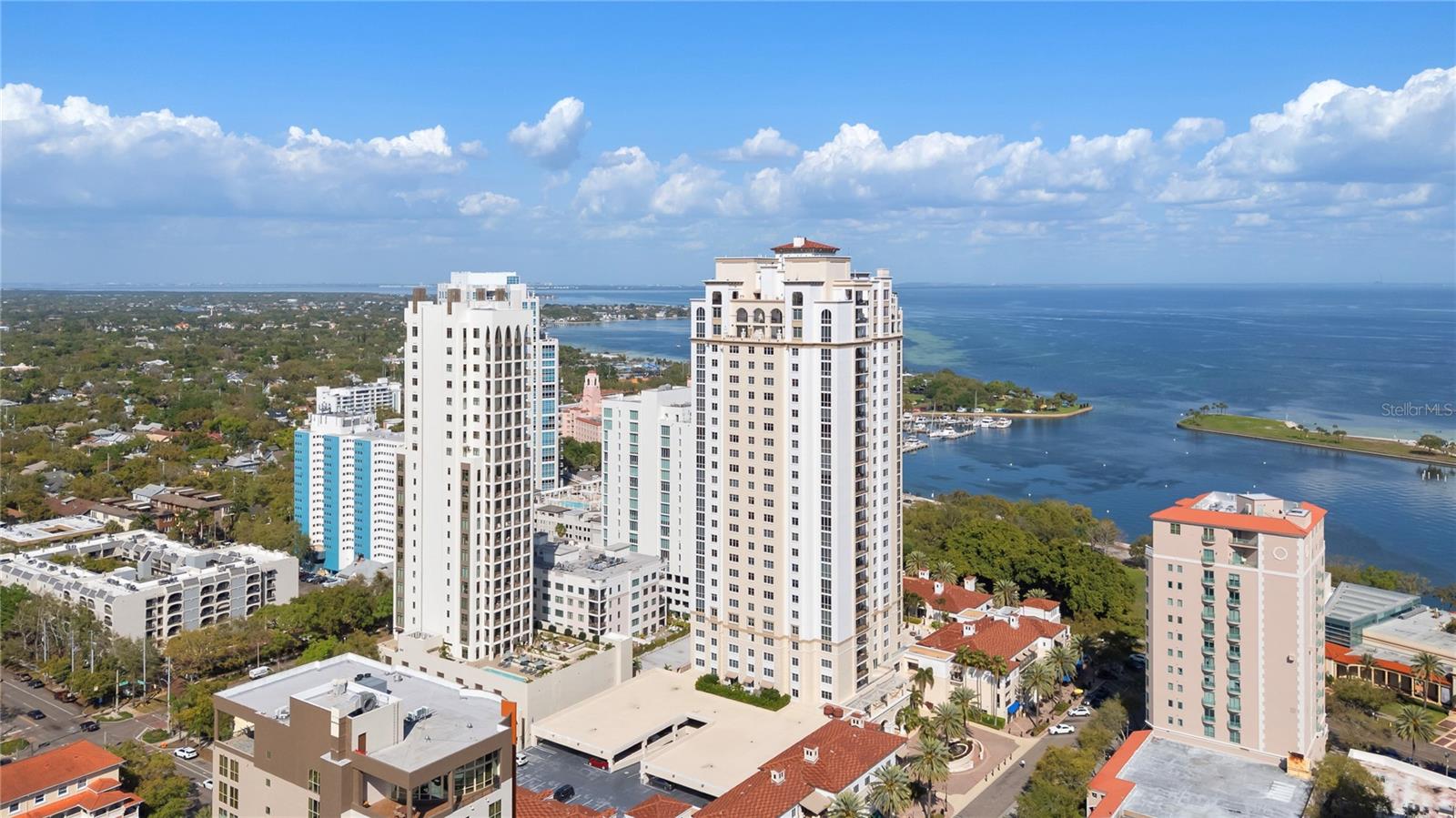 PARKSHORE PLAZA CONDO - Residential Lease