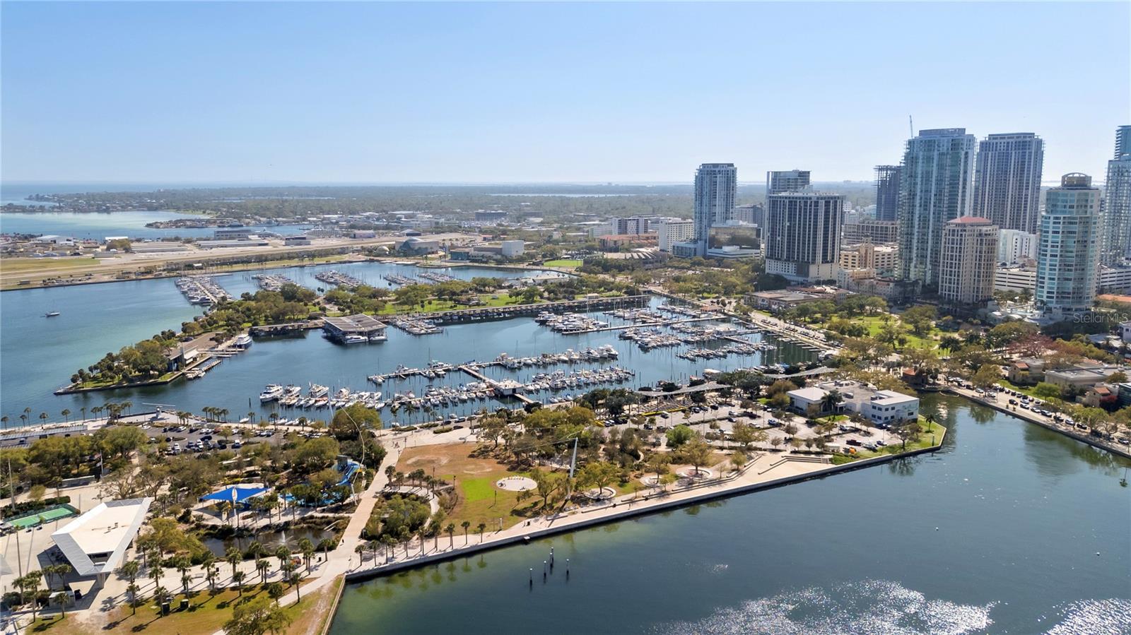 PARKSHORE PLAZA CONDO - Residential Lease