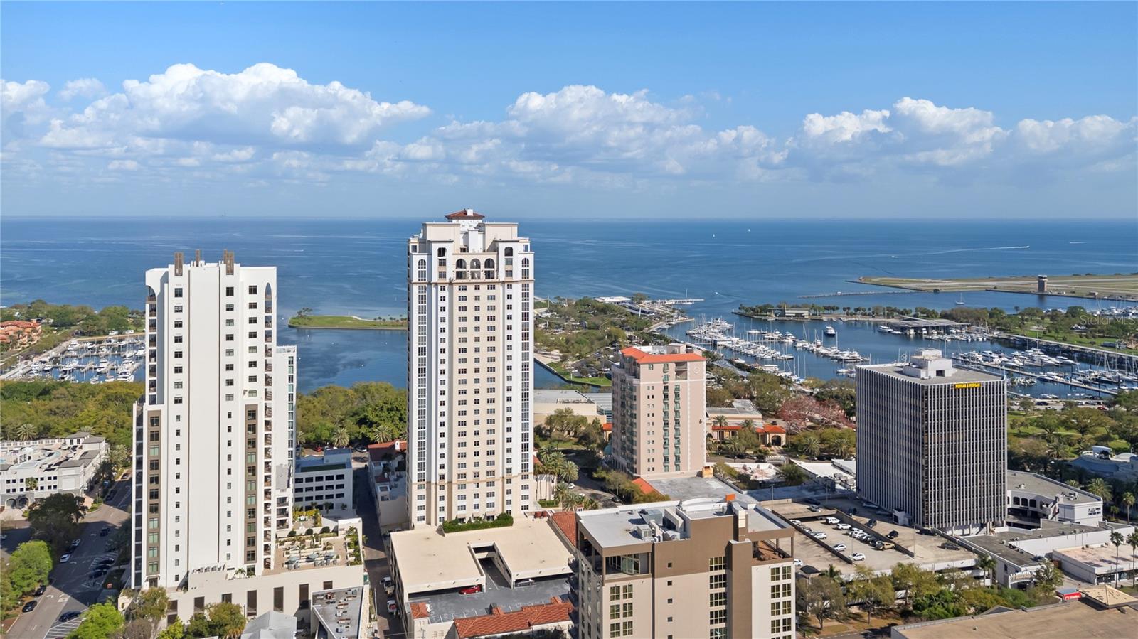 PARKSHORE PLAZA CONDO - Residential Lease