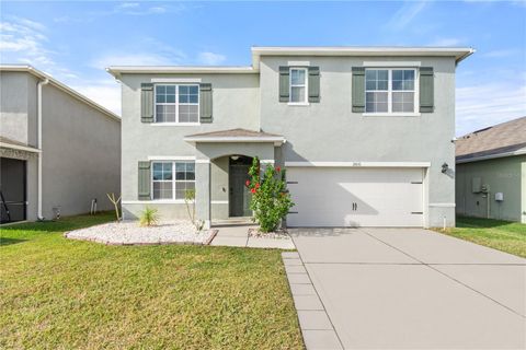 Photo of 2651 Grandbury Grove Road, Lakeland, FL 33811 (MLS # L4958127)