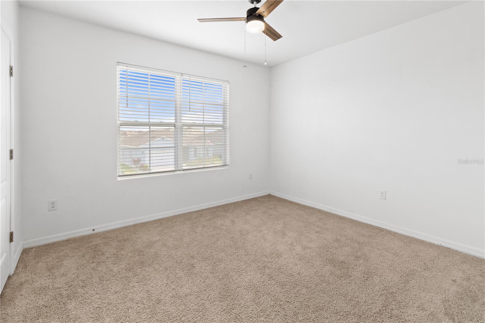 LAKES/LAUREL HLNDS PH 2B - Residential