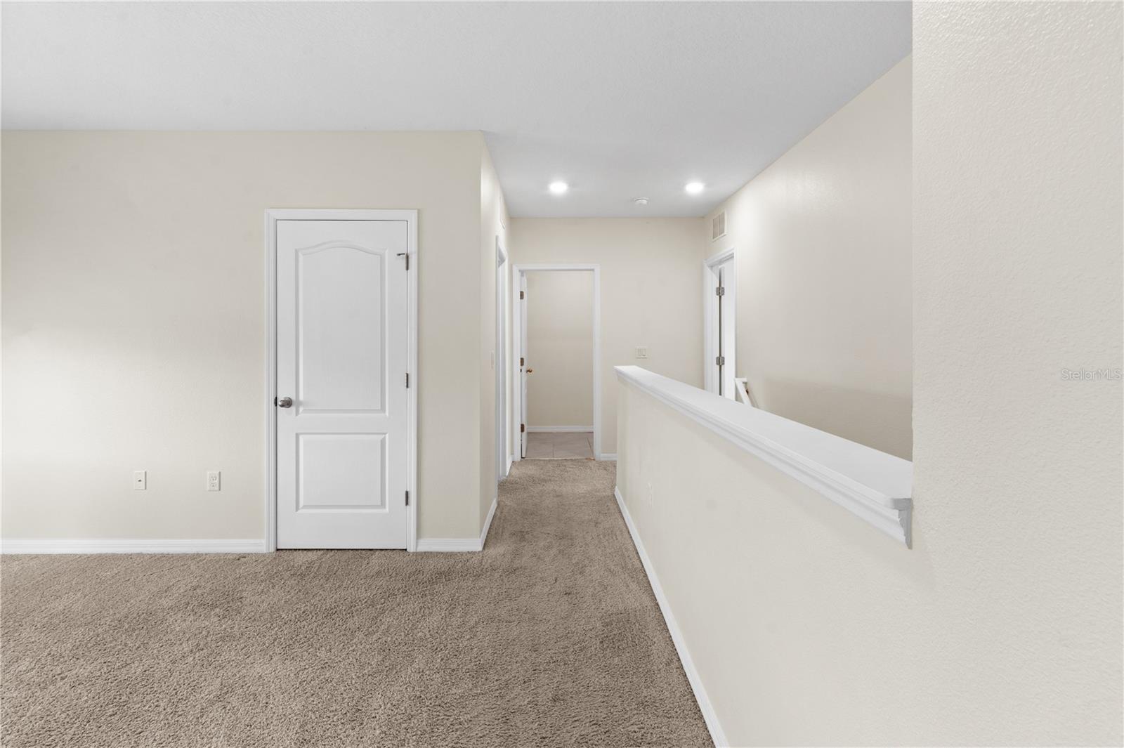 LAKES/LAUREL HLNDS PH 2B - Residential