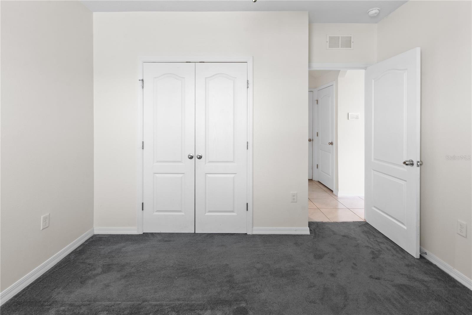 LAKES/LAUREL HLNDS PH 2B - Residential