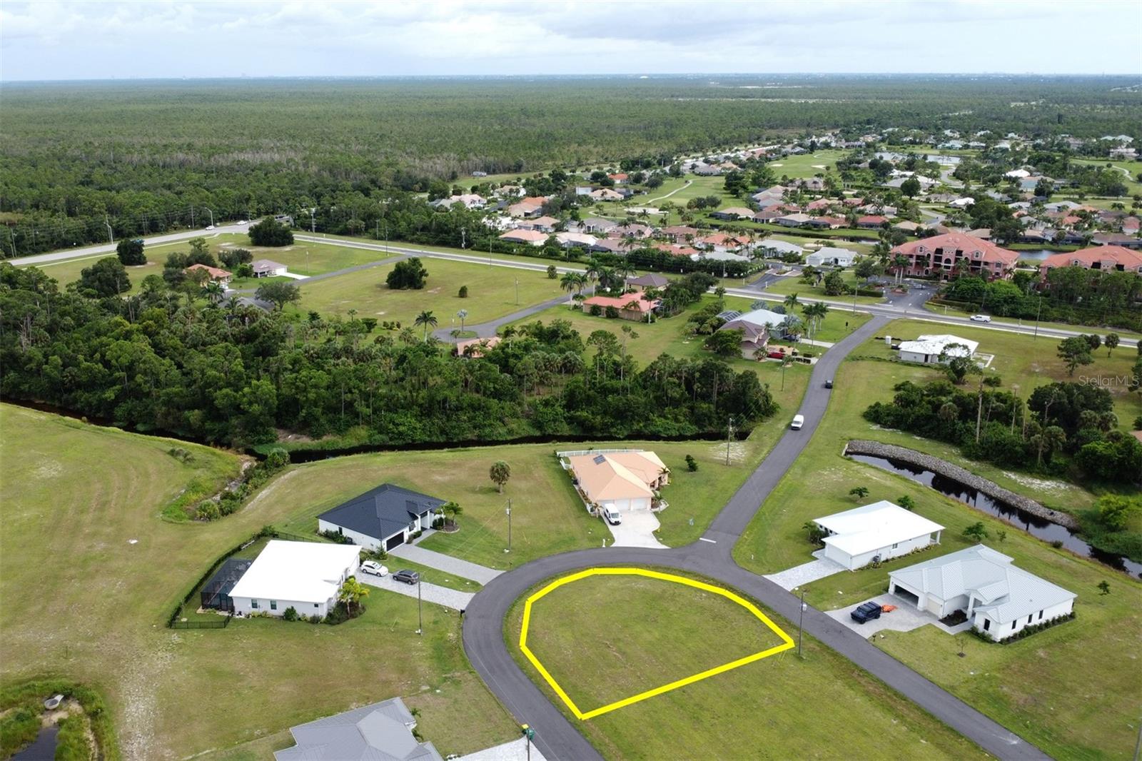 PUNTA GORDA ISLES SEC 21 - Land