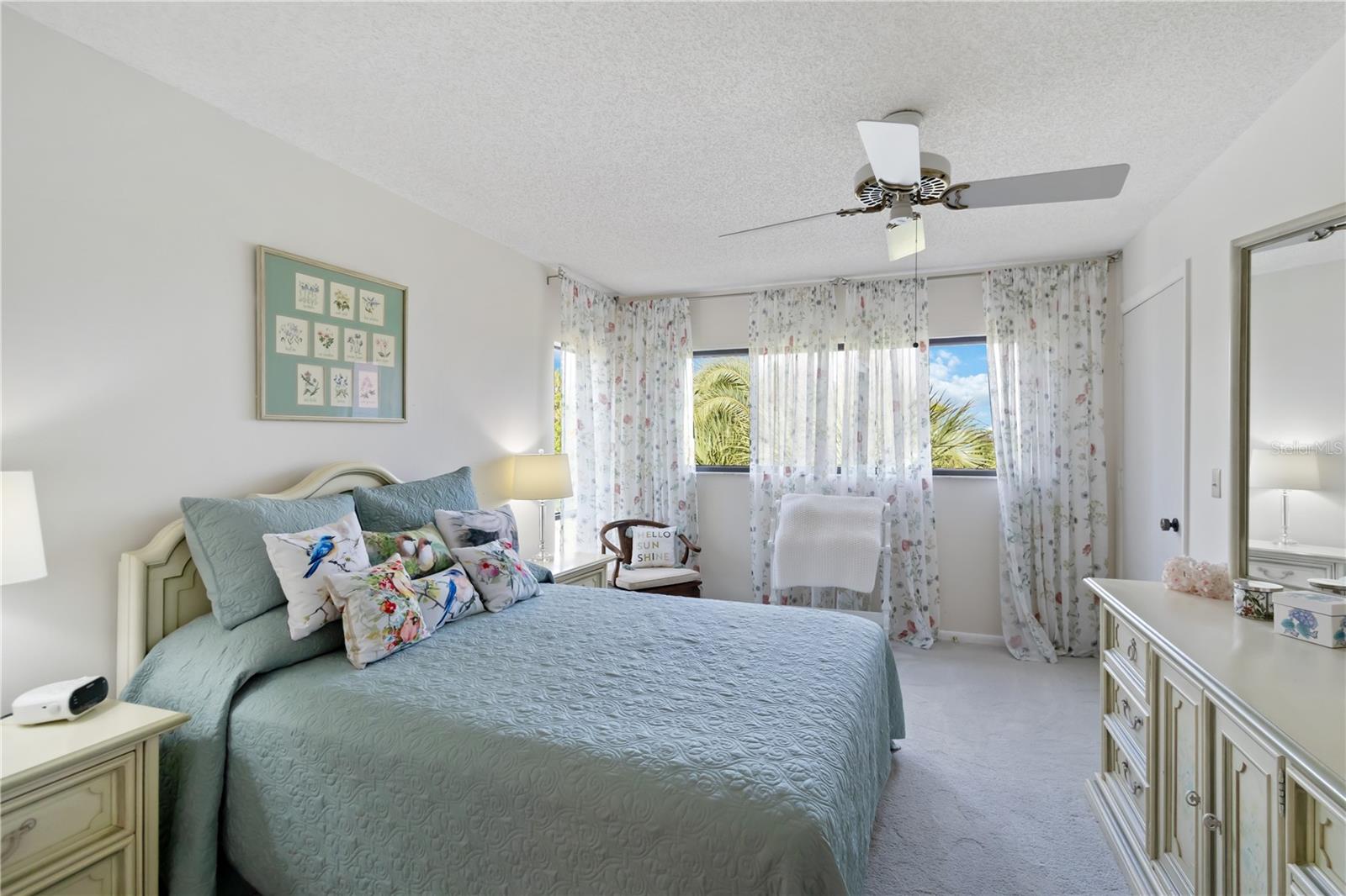914 BIRD BAY WAY 220