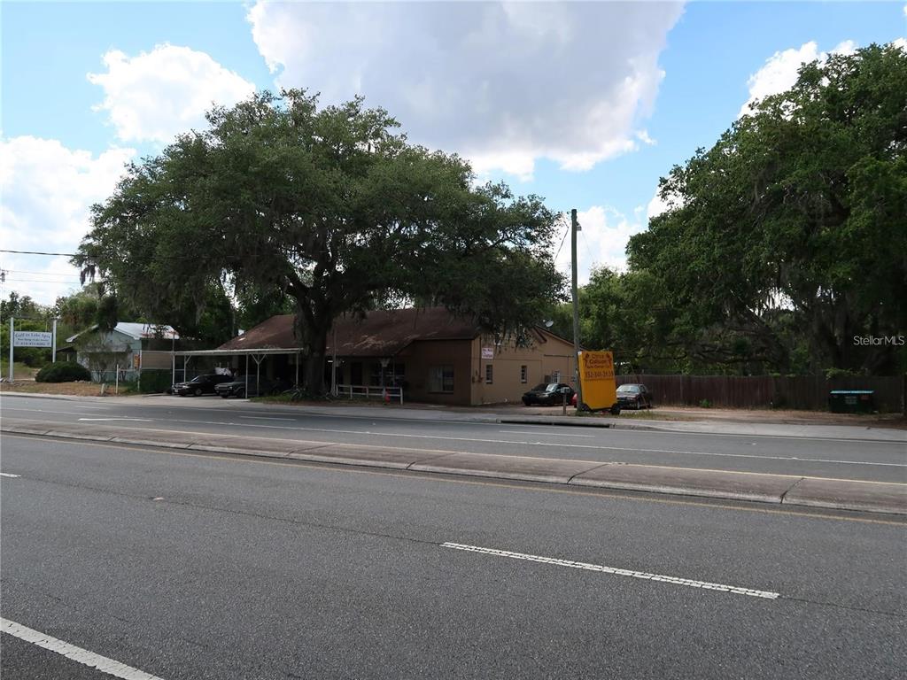 HICKORY HILL RETREATS UNIT 02 - Commercial Sale