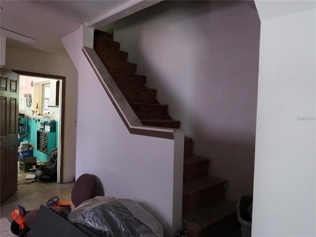 HICKORY HILL RETREATS UNIT 02 - Commercial Sale