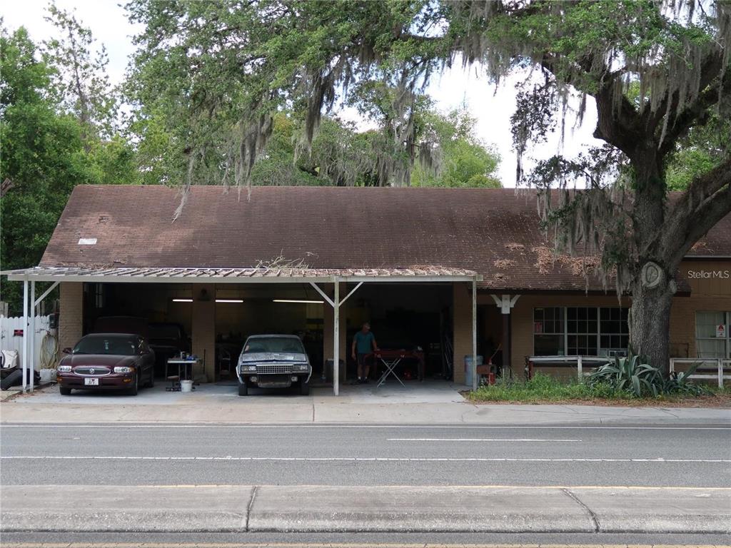 HICKORY HILL RETREATS UNIT 02 - Commercial Sale