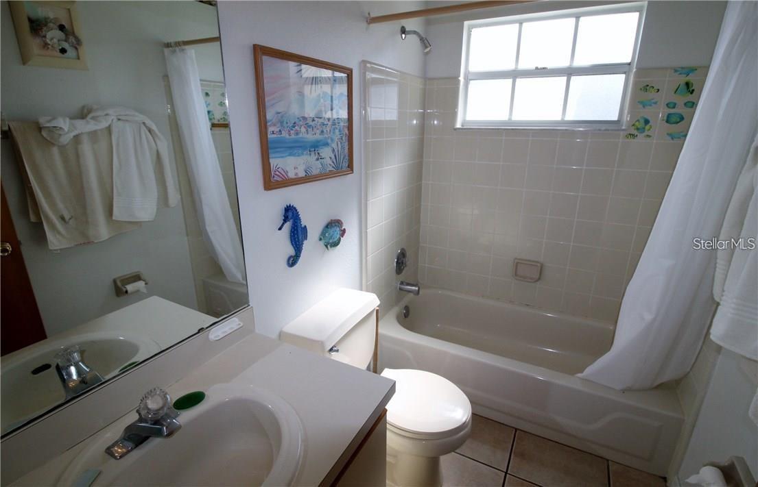 VILLAS AT LAGUNA BAY CONDO - Residential