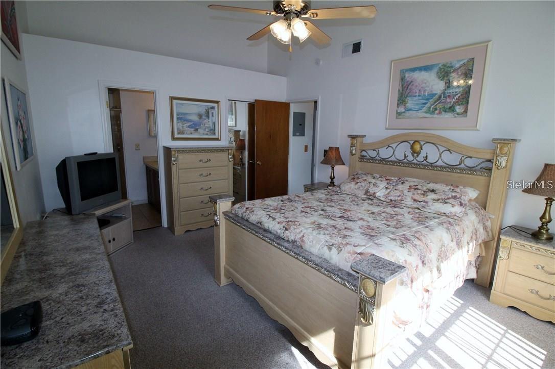 VILLAS AT LAGUNA BAY CONDO - Residential