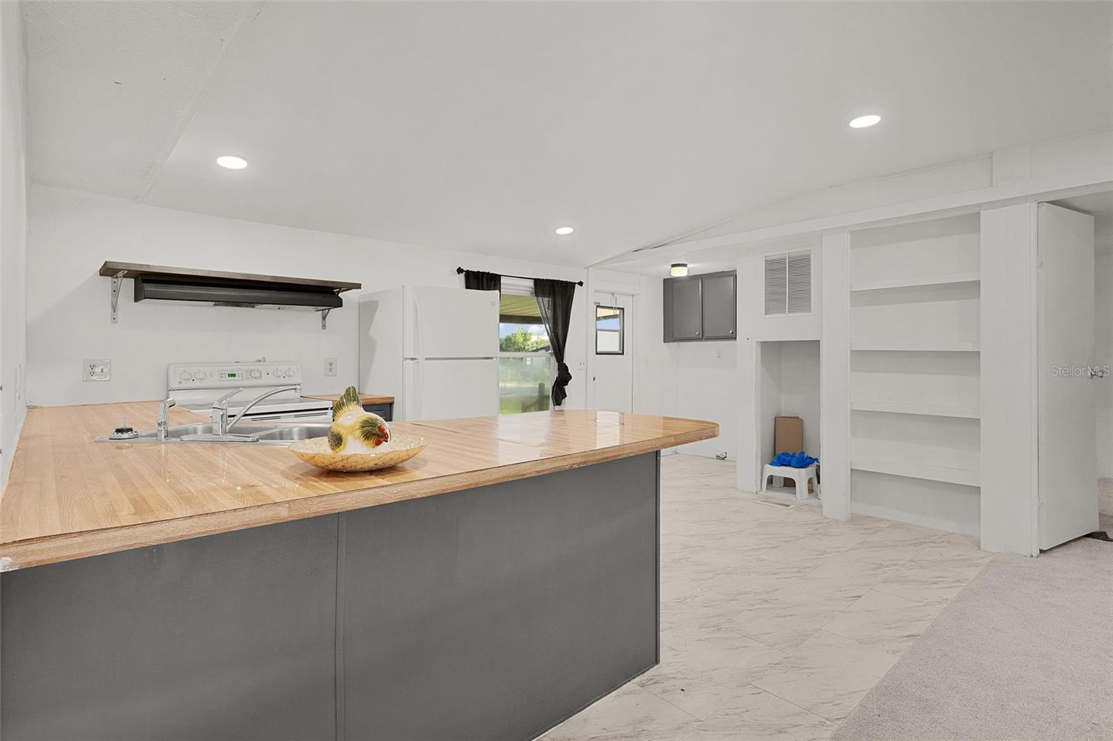 ORANGE BLOSSOM HILLS UN 16 - Residential