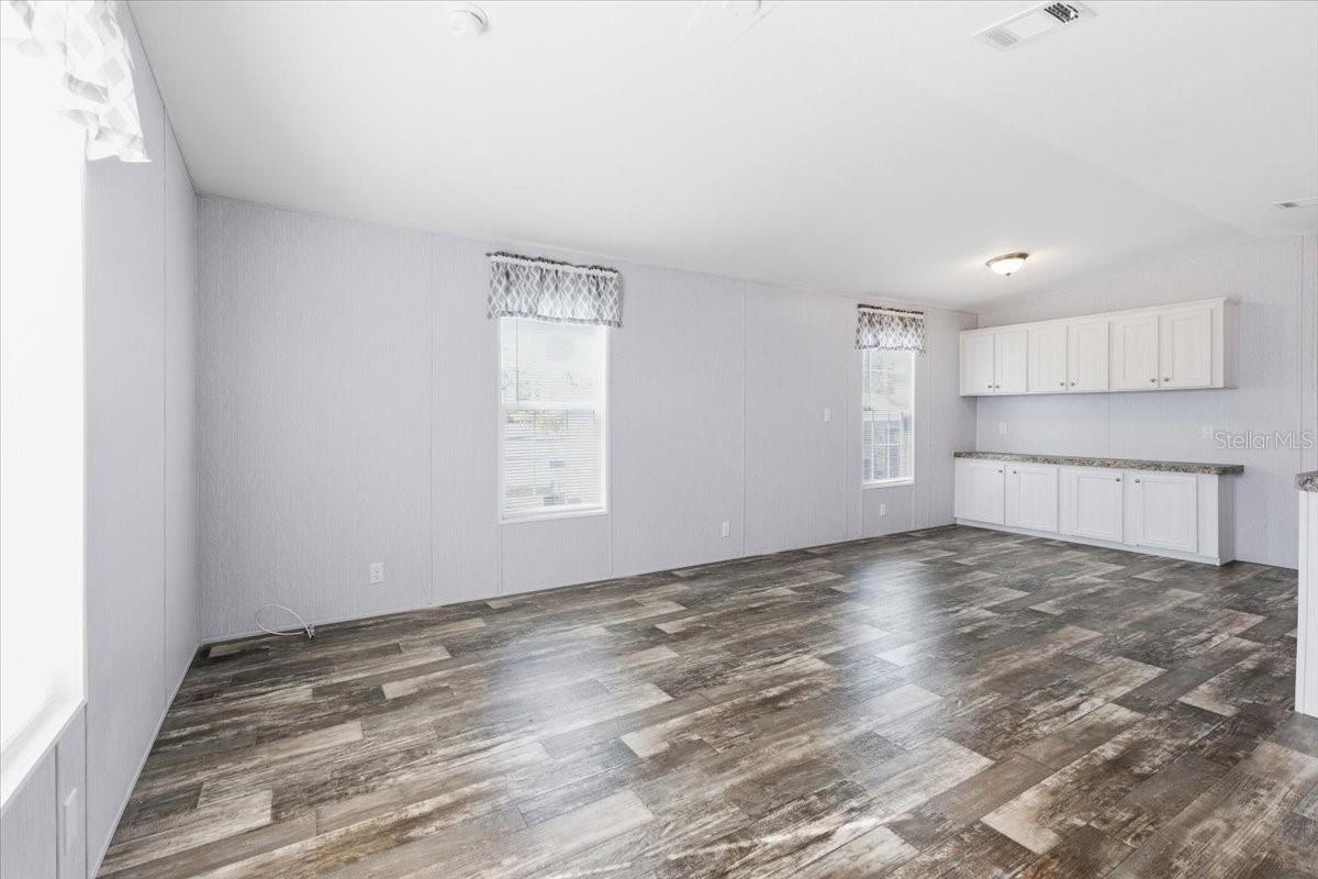 OAK GROVE - Residential