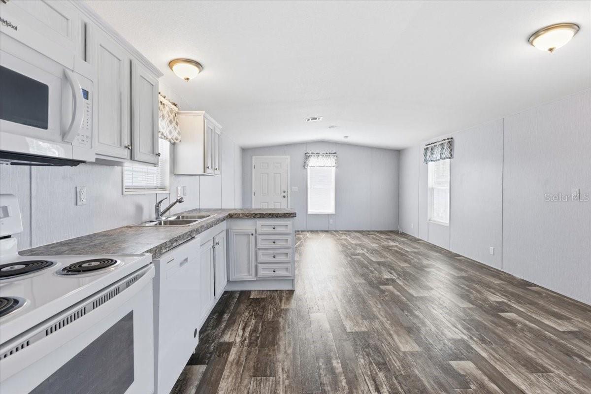 OAK GROVE - Residential