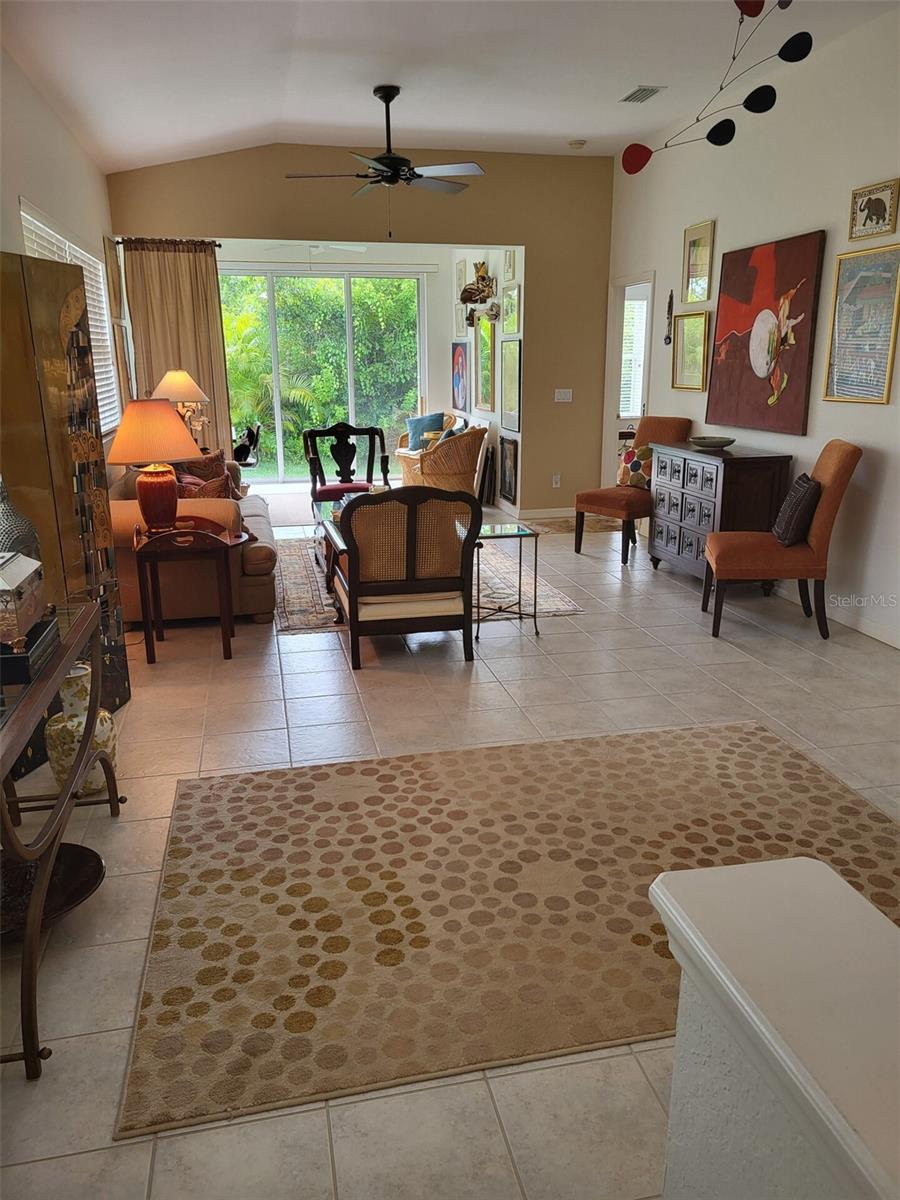 AUBURN WOODS - Residential