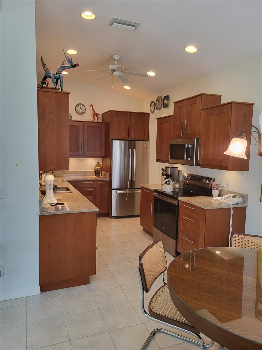 AUBURN WOODS - Residential