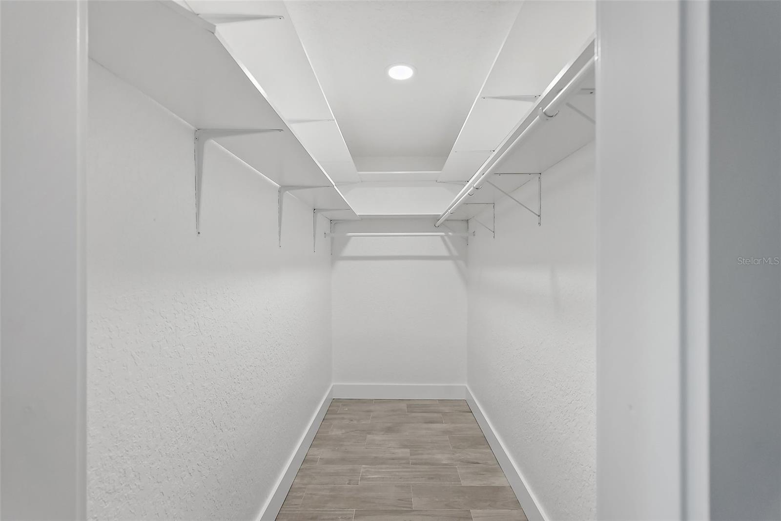 BELLE VISTA SHORES - Residential