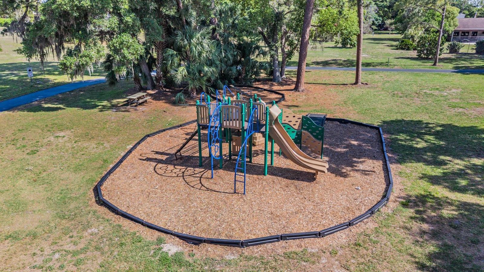 WESTLAKE VILLAGE SEC II - Residential