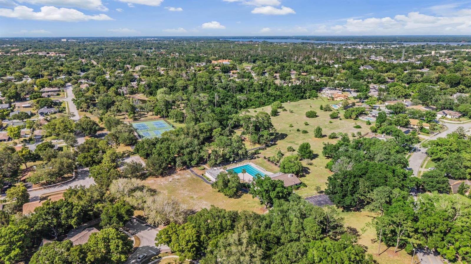 WESTLAKE VILLAGE SEC II - Residential