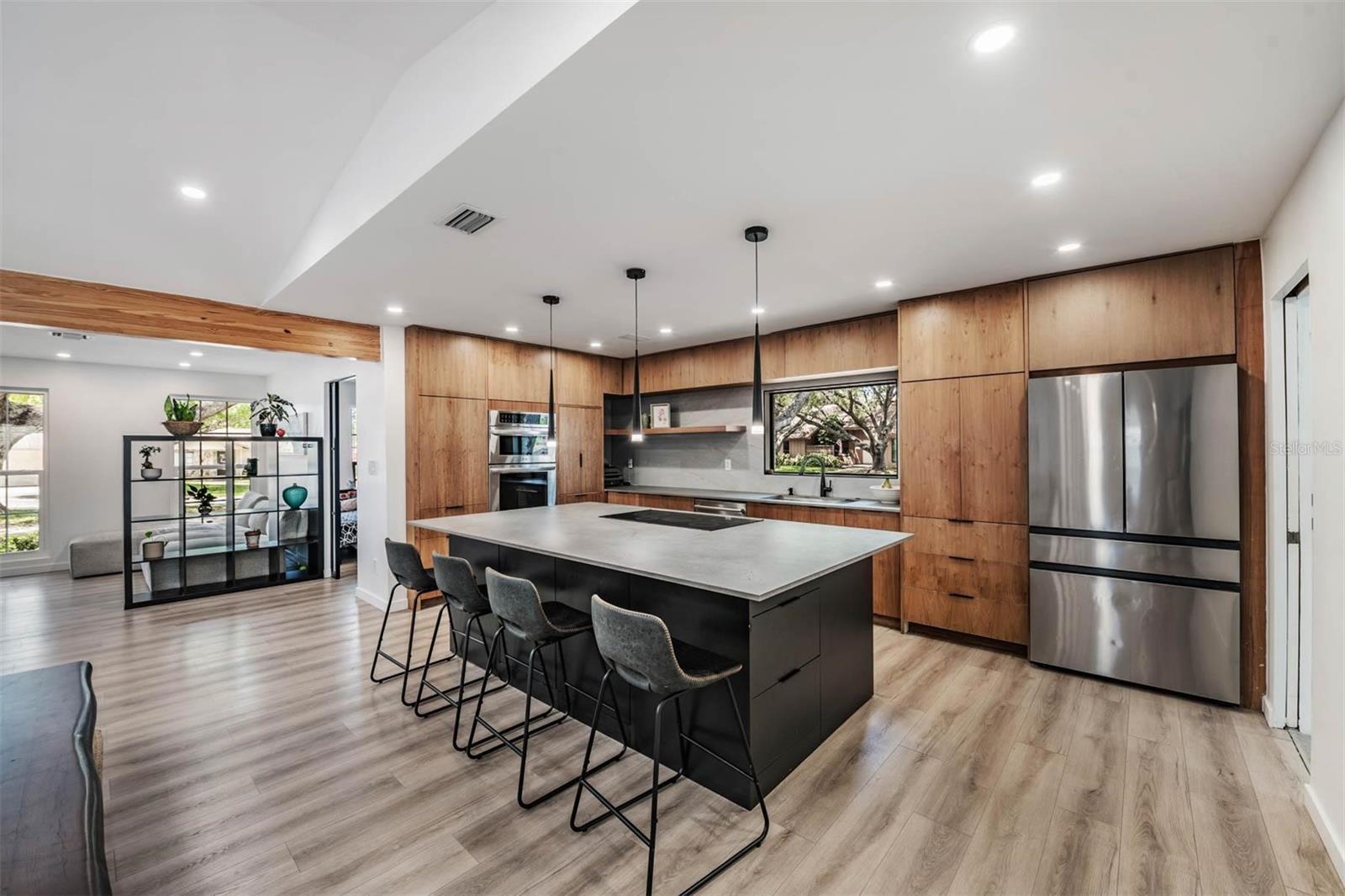 WESTLAKE VILLAGE SEC II - Residential