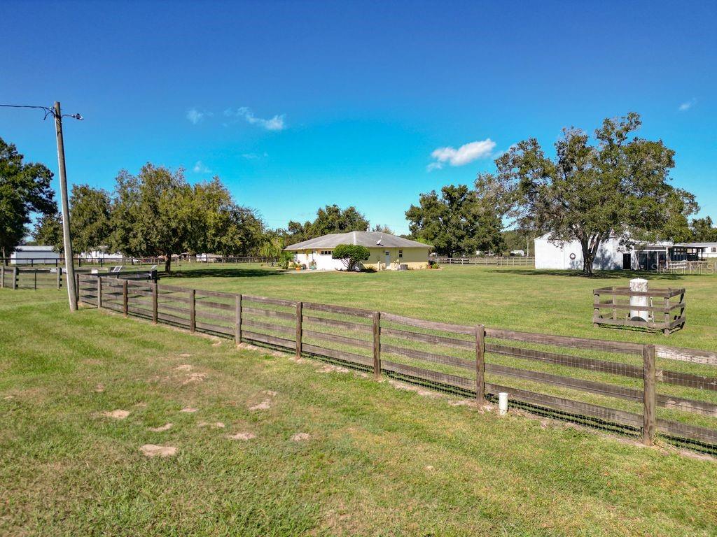 FOXBOROUGH FARMS - Residential