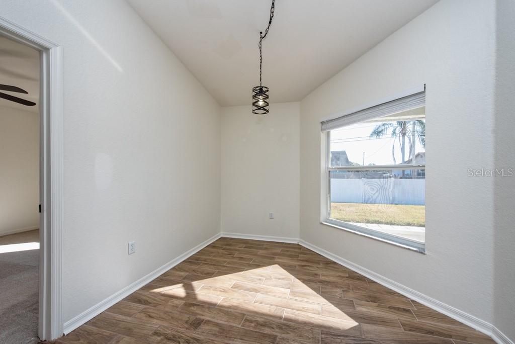 OAKFORD ESTATES - Residential