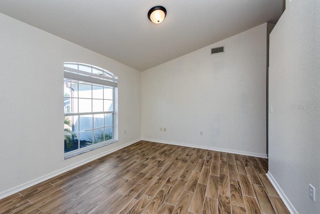 OAKFORD ESTATES - Residential