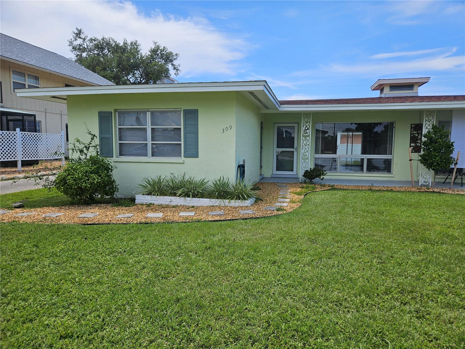 Located in the highly desirable Venice Island area, this Annual Unfurnished 2 Bedroom, 2 Bath duplex offers a coastal lifestyle just minutes from the beach and historic downtown. This home features an updated kitchen with modern cabinetry, solid surface countertops, and stainless steel appliances. The Master is equipped with a Private Master Bath that features a walk-in shower. The Guest bedroom is nicely situated to the Guest Bathroom equipped with a tub and shower combination. Extras include: a washer and dryer for convenience, a Carport, and a screened-in lanai. Enjoy all that Venice Island living has to offer—close to shopping, dining, parks, and cultural events. A rare long-term rental opportunity in a prime location!
Provided by Compass Property Management - Your direction to Annual and Seasonal Living! For further information and availability please visit www.compasspm.net.
~Pets: A pet is considered.
Disclaimer: information, regardless of source, is not guaranteed and should be verified.