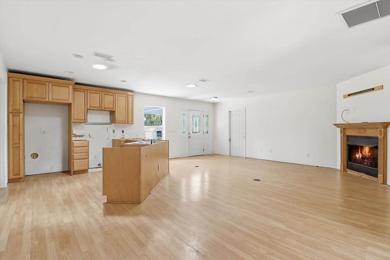 INVERNESS HIGHLANDS WEST ADD 01 - Residential