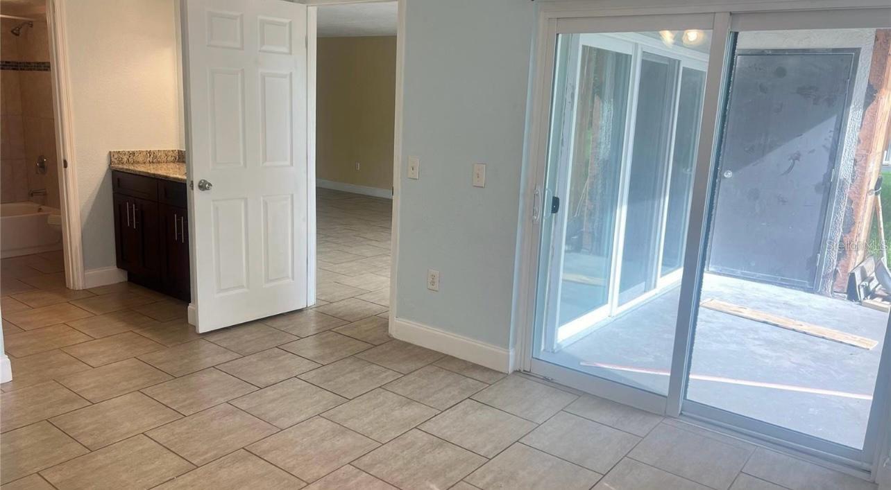 AUDUBON VILLAS AT HUNTERS CREEK CONDO - Residential