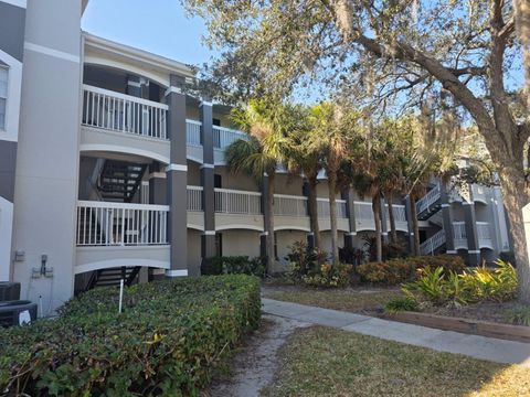 Photo of 13941 Fairway Island Dr #713, Orlando, FL 32837 (MLS # S5141312)