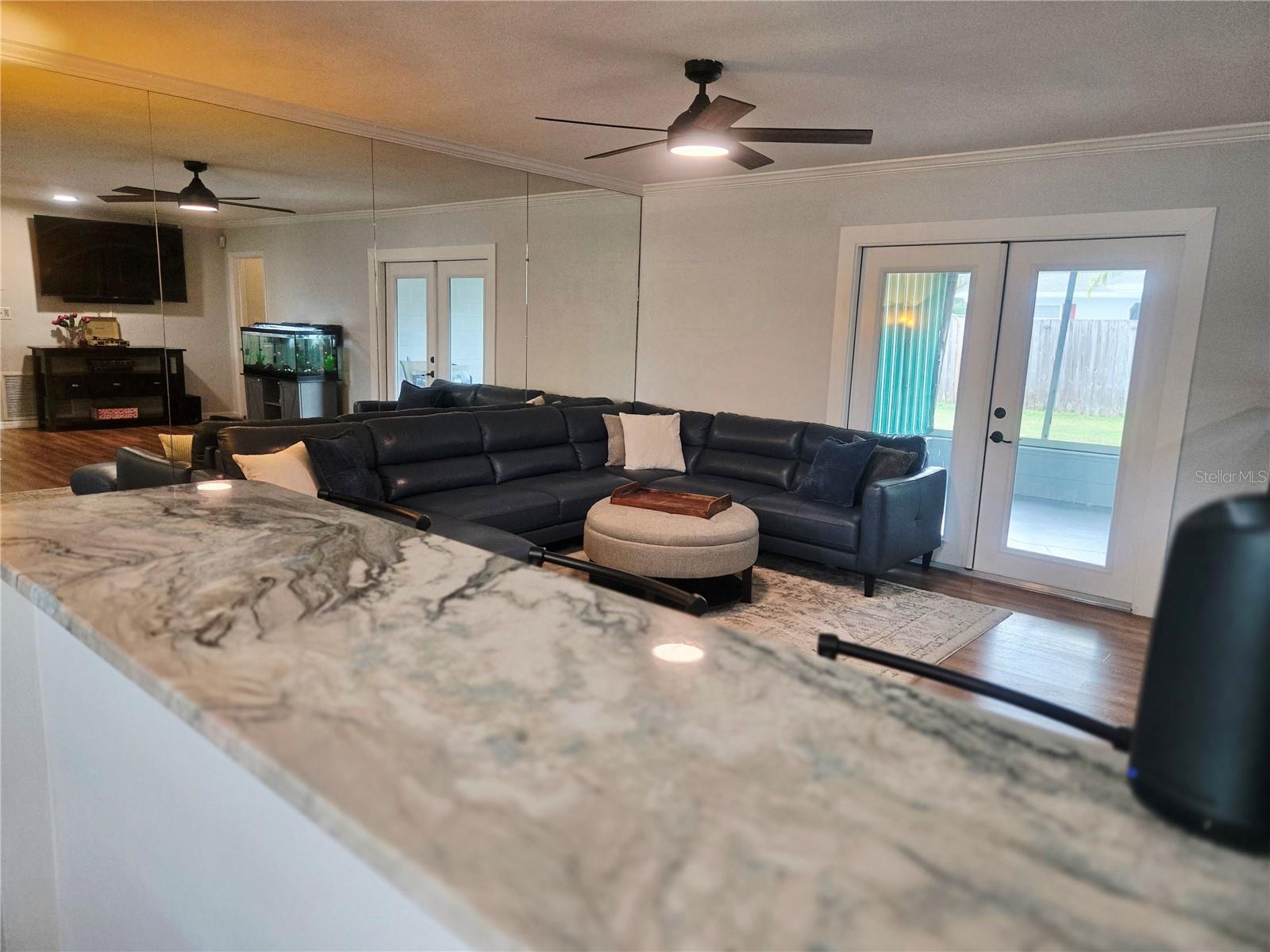 TROPIC HILLS - Residential