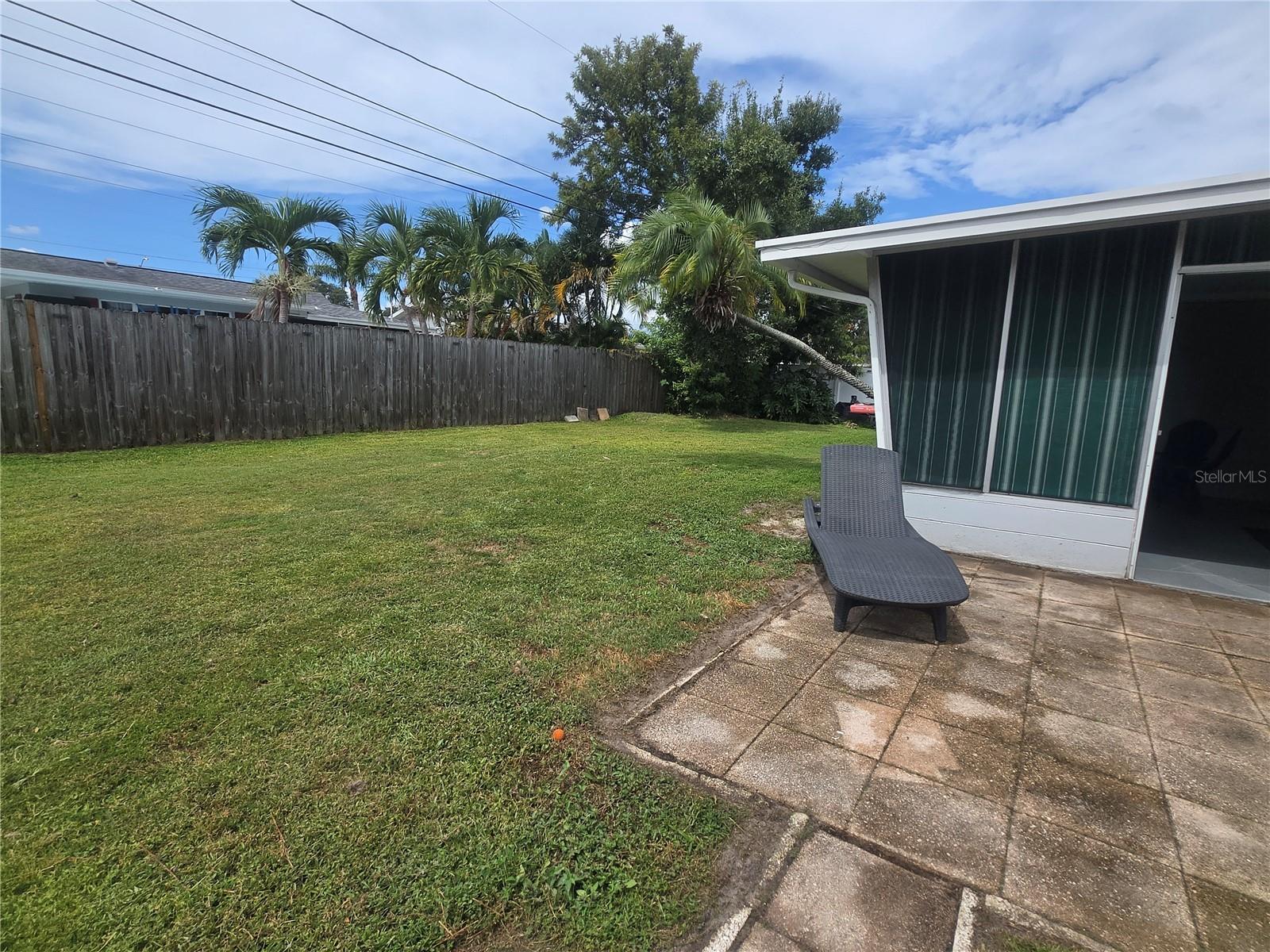 TROPIC HILLS - Residential