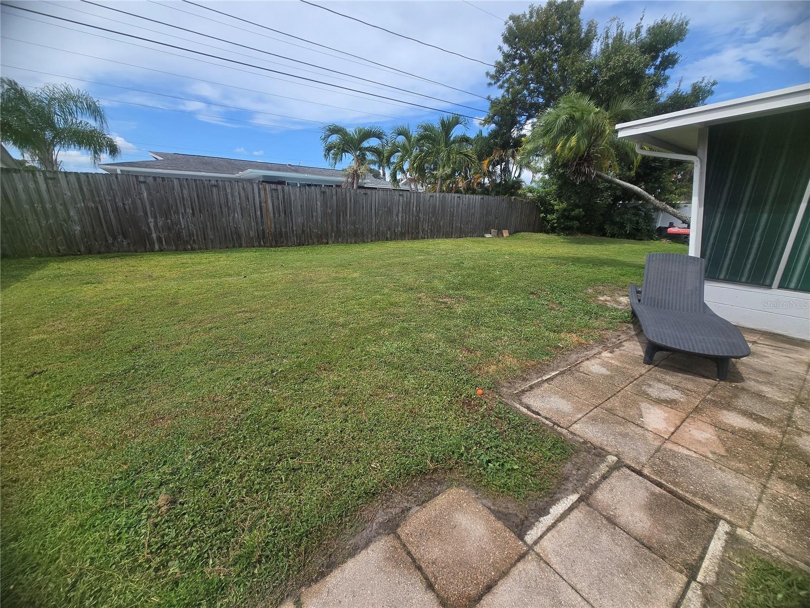 TROPIC HILLS - Residential