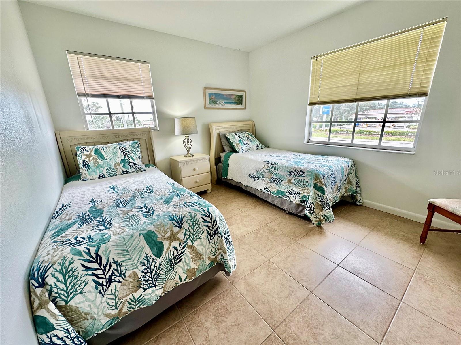 PALM MANOR PH 03 - Residential