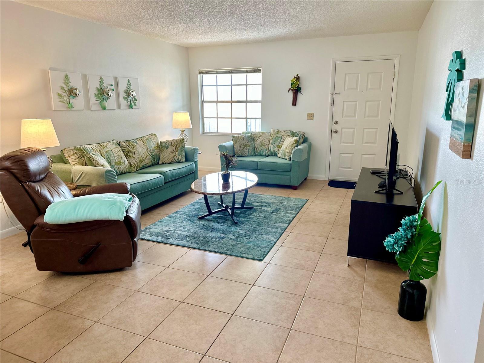 PALM MANOR PH 03 - Residential