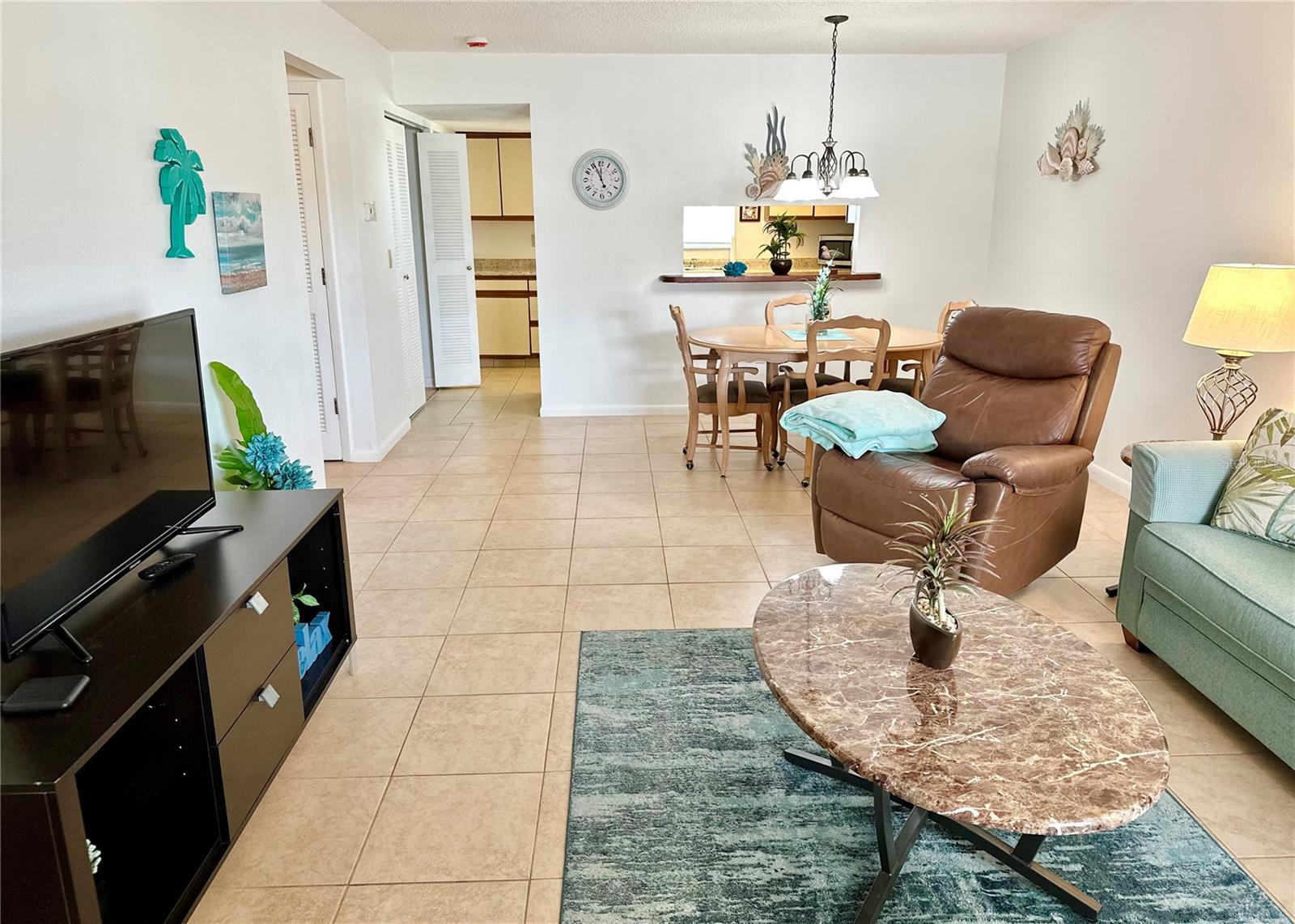 PALM MANOR PH 03 - Residential