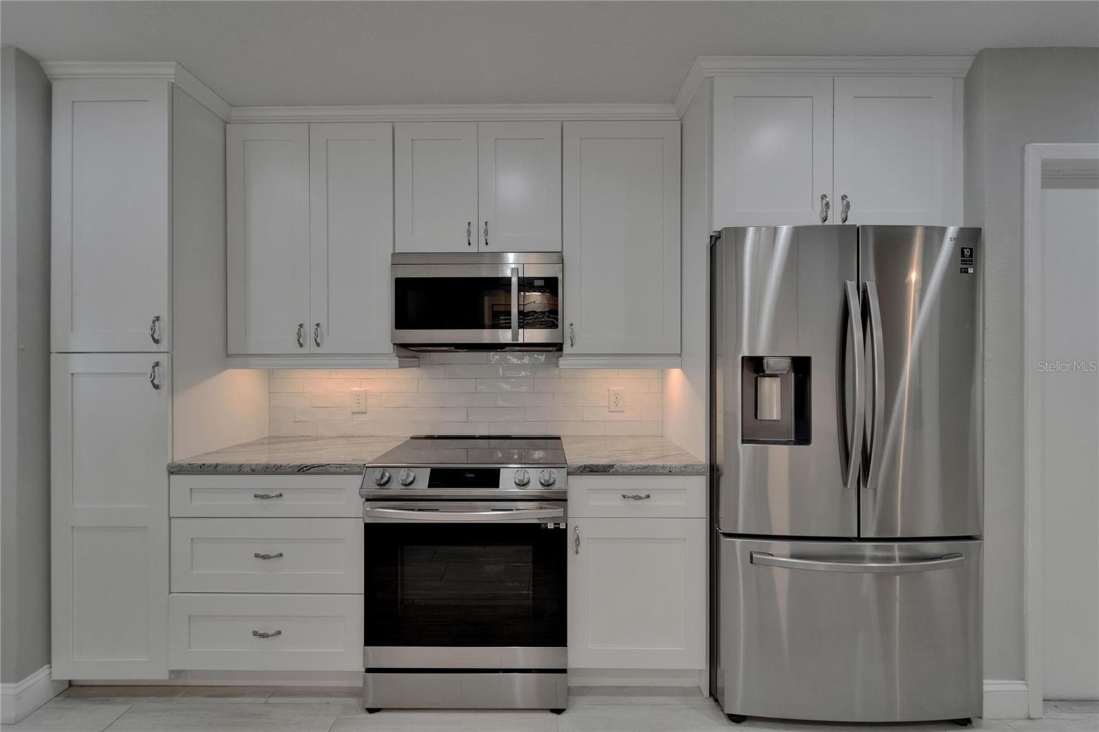 RIVER RUN UNIT II - Residential Lease