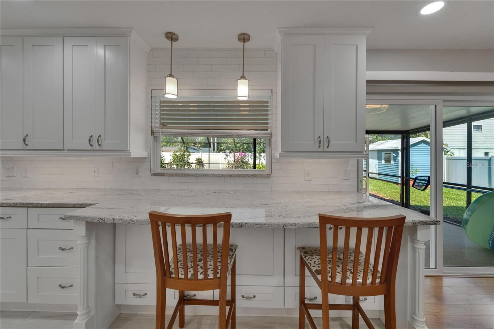 RIVER RUN UNIT II - Residential Lease