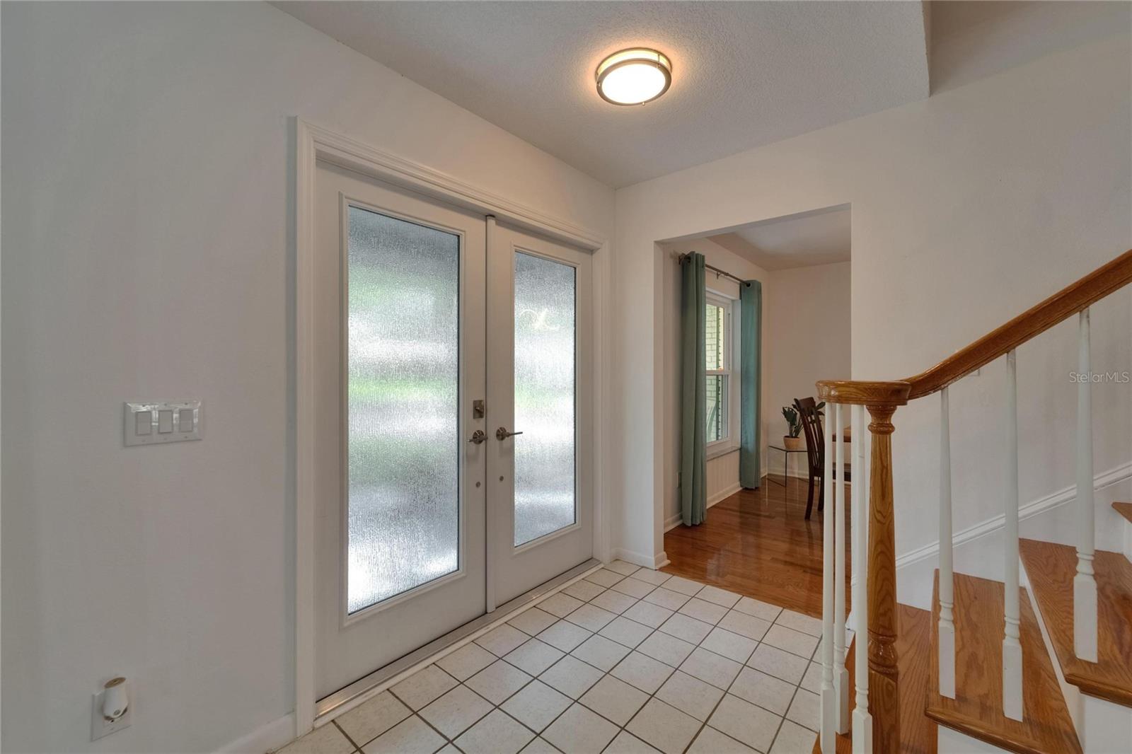 RIVER RUN UNIT II - Residential Lease