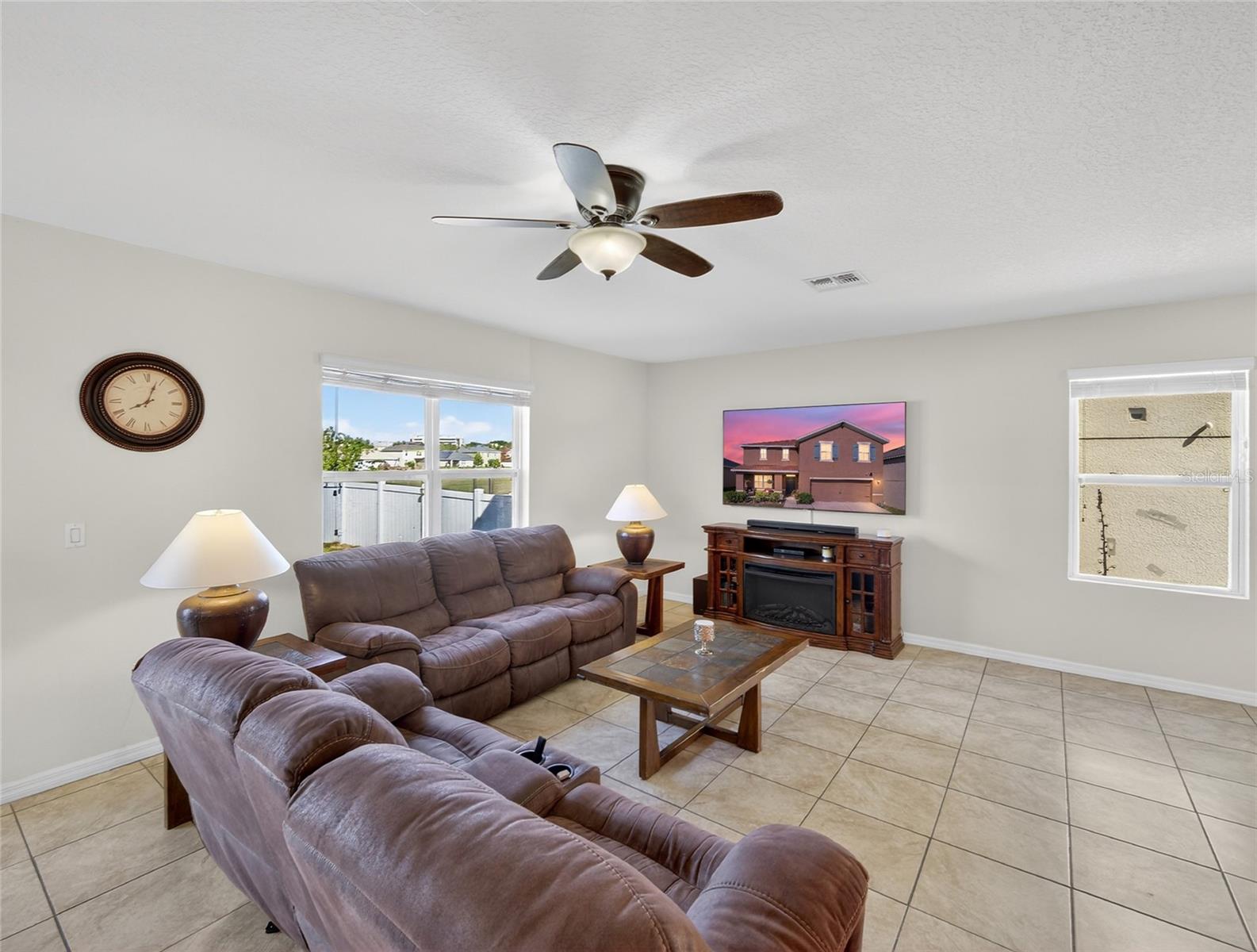 BELLA NOVA PH 1 - Residential