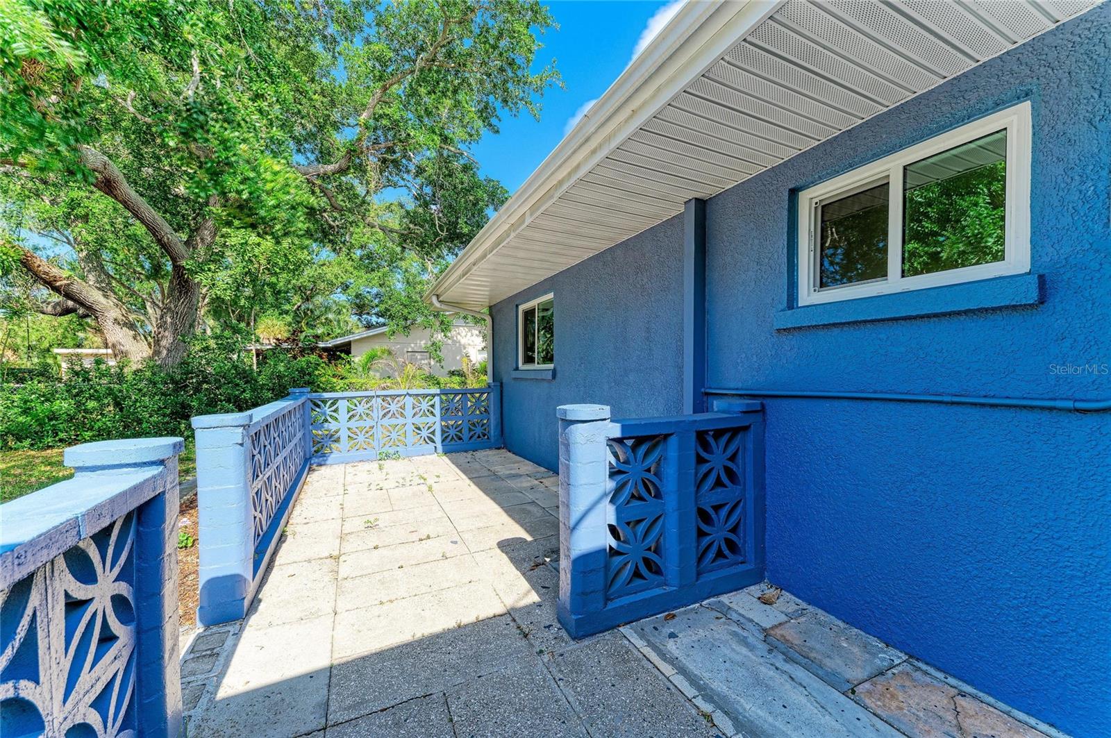 EAST GATE - Residential